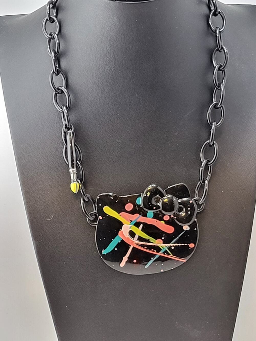 Sanrio Hello Kitty Statement Necklace Paint Splatter 19 In